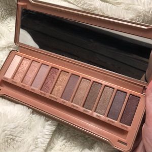 Pure Cosmetics Buff Collection Palette
